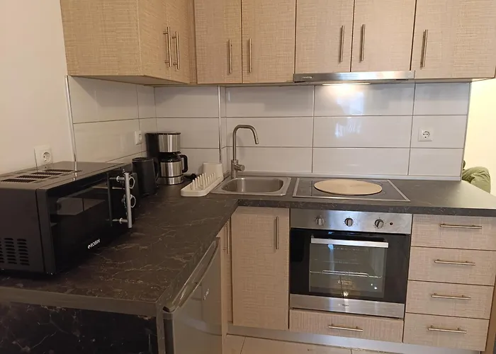 Molly - Prime Downtown Hub - Metro Right There - Walk To Helexpο & & Vibes *