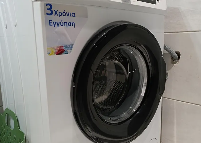 Apartment Molly - Prime Downtown Hub - Metro Right There - Walk To Helexpο & & Vibes Thessaloniki